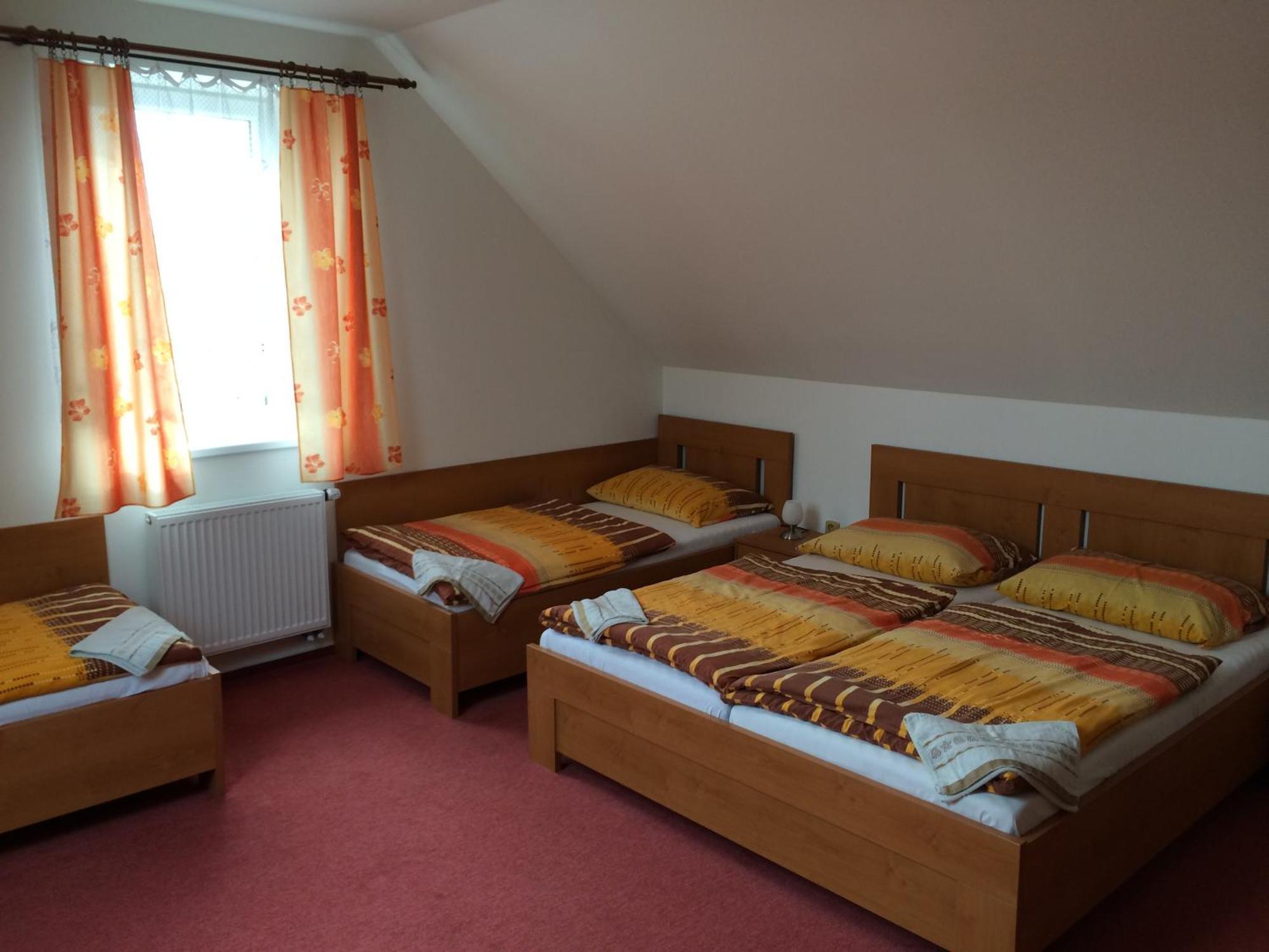 Penzion Rakovec Bukovinka Extérieur photo