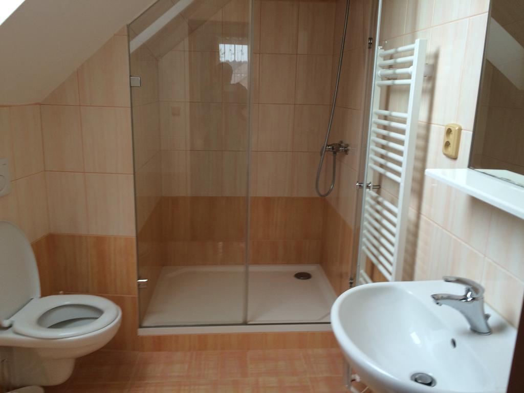 Penzion Rakovec Bukovinka Extérieur photo