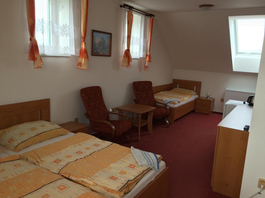 Penzion Rakovec Bukovinka Extérieur photo