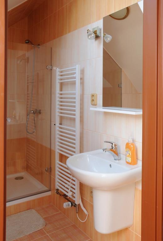 Penzion Rakovec Bukovinka Extérieur photo